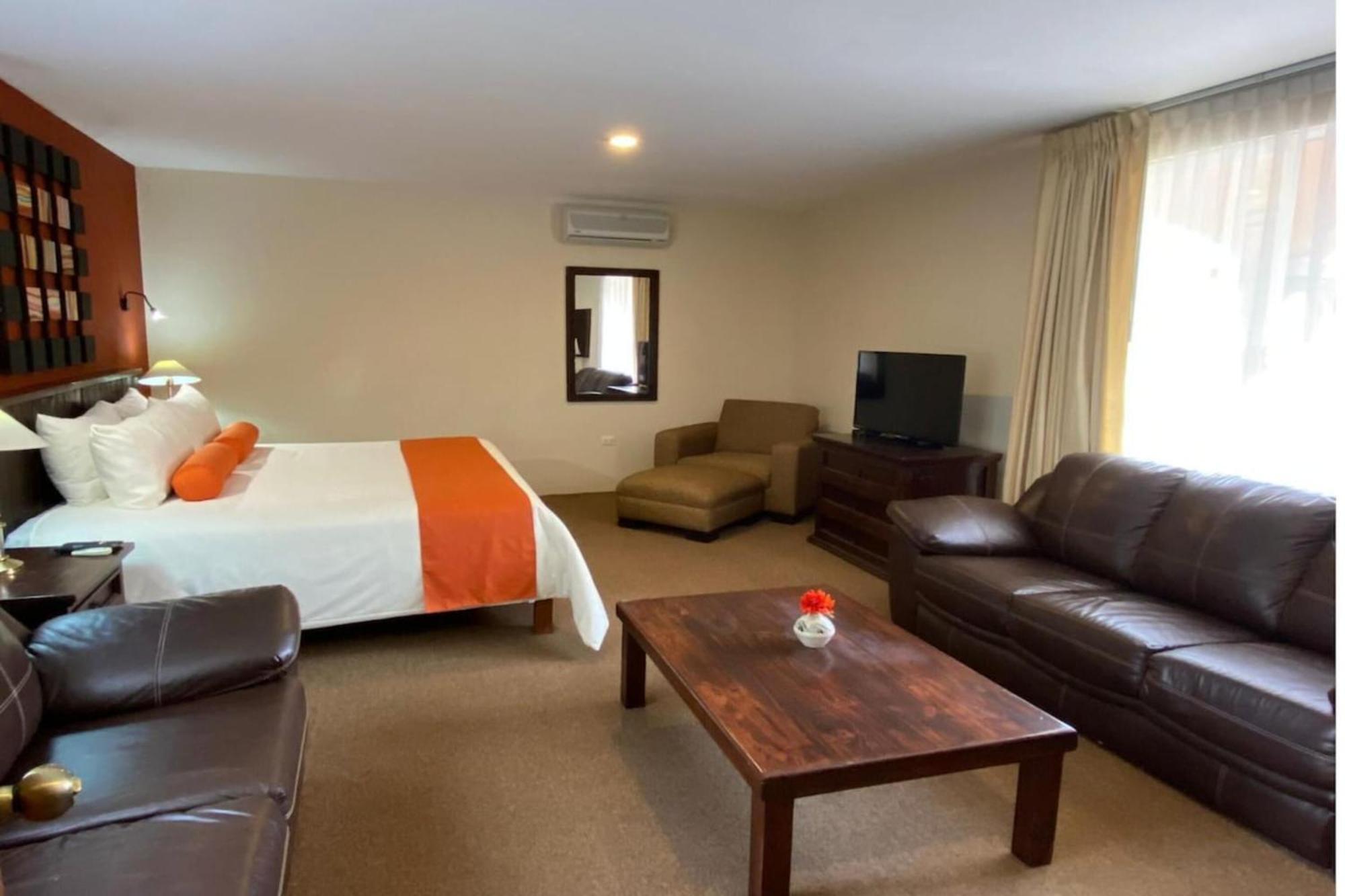 Capital O La Huerta Golf & Hotel Cholula Εξωτερικό φωτογραφία